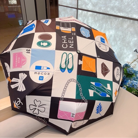 Chanel Tri-Fold Manual Umbrella - Picture 1 of 9